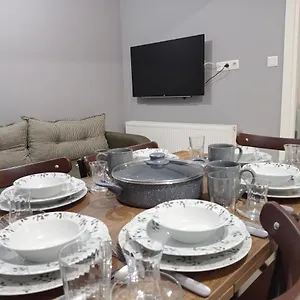  Apartment Sweet In Historical Area 3b