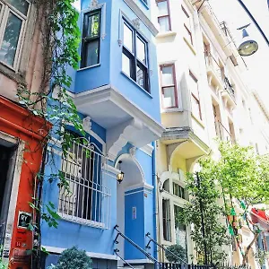  Holiday home Blue Pera House